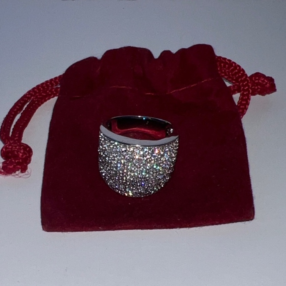 Size 6-6.5 Women’s Sparkling CZ Silver Tone Ring